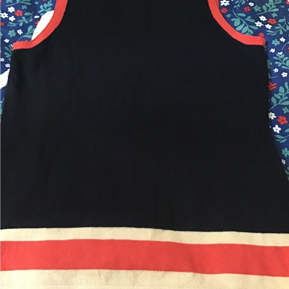 Women’s size medium Saks, fifth avenue scoop neck tank top sweater cc - Picture 7 of 8